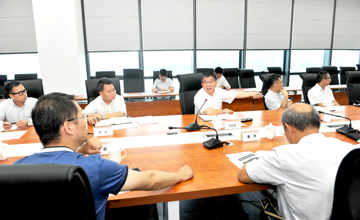 提高開放水平 創(chuàng)新驅(qū)動發(fā)展 國務(wù)院督查組一行到柳工實地督查調(diào)研