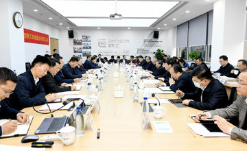 政企齊心 穩(wěn)贏(yíng)開(kāi)門(mén)紅 | 柳州市四家班子領(lǐng)導(dǎo)與柳工管理層座談