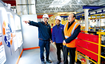 中央黨校調(diào)研組深入柳工調(diào)研