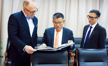 集合雙方優(yōu)勢(shì) 實(shí)現(xiàn)長(zhǎng)足發(fā)展——曾光安、Pekka Vauramo到柳工美卓（常州）現(xiàn)場(chǎng)調(diào)研