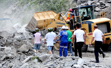 柳工馳援四川茂縣災(zāi)區(qū)