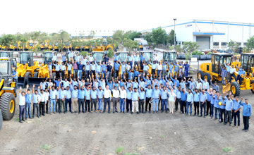 砥礪奮進的十年　柳工印度公司實現(xiàn)跨越式發(fā)展　2017年實現(xiàn)產銷整機1000臺